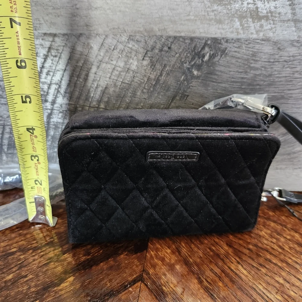 NWT Vera Bradley Black Quilted RFID 3 IN 1 Crossbody Wallet Wristlet